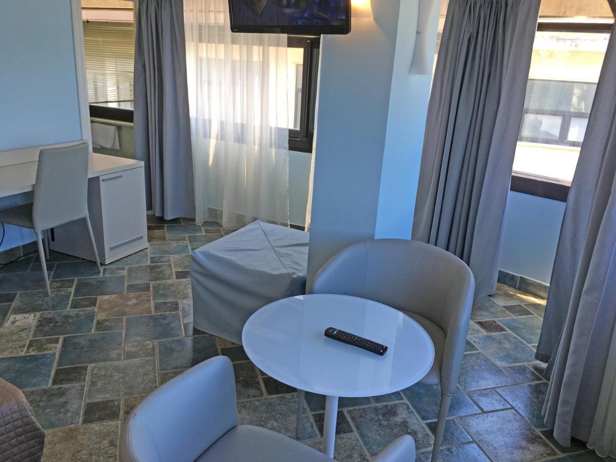 Bed and Breakfast Bb Oasis Шилла Экстерьер фото